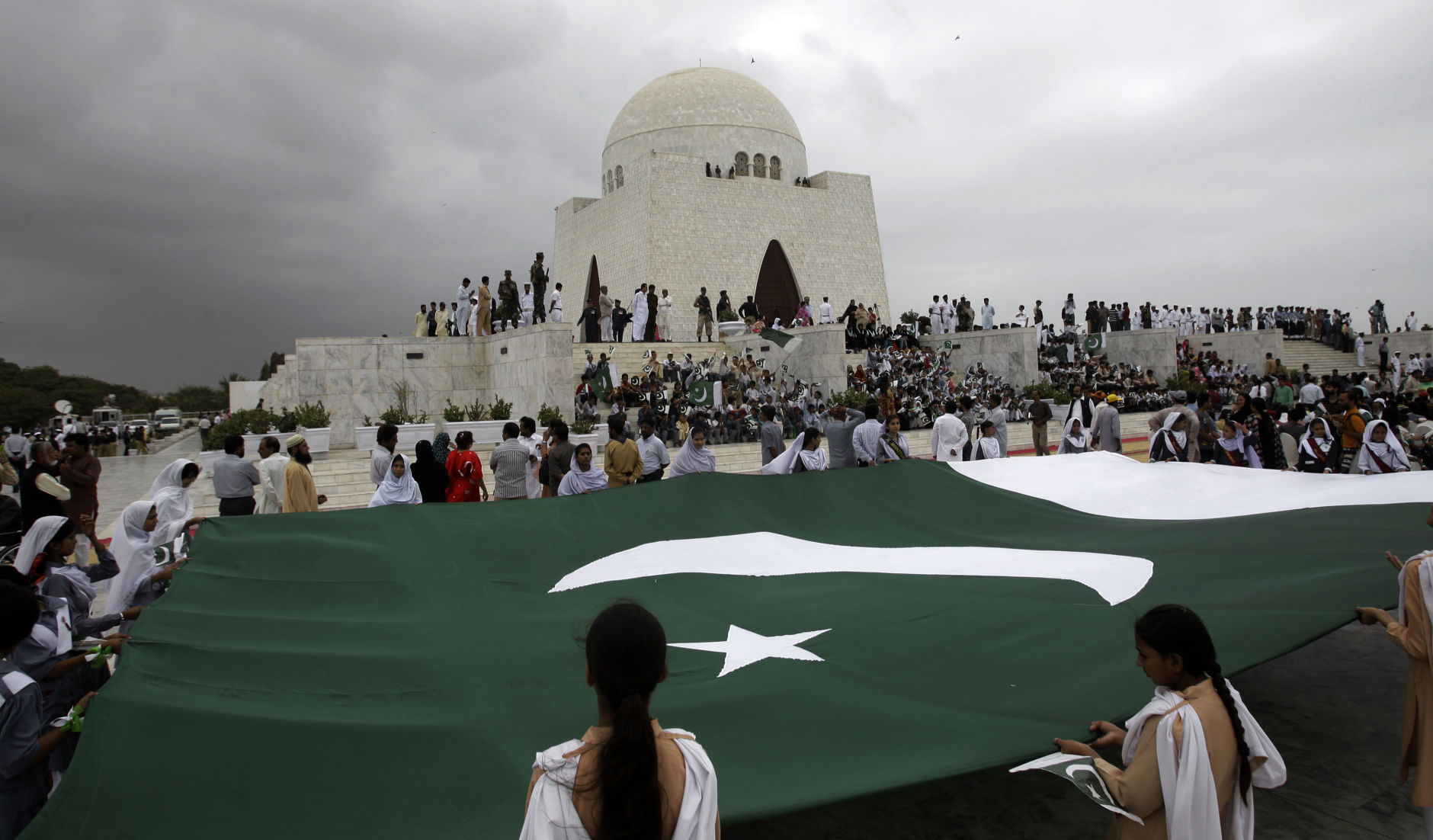 1956: Pakistan